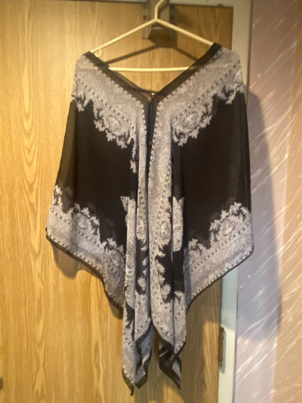 Bolufe Multiway Black & White Scarf
